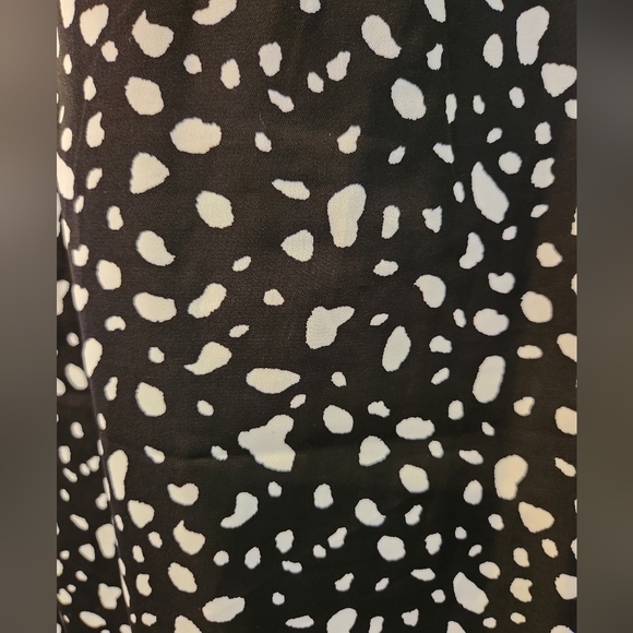 Black and White Maxi Slip On Dress - Picture 4 of 7